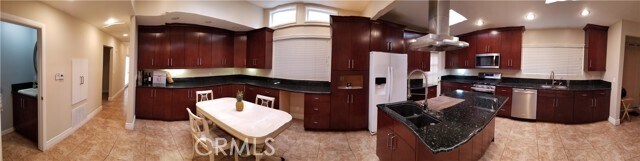Building Photo - 5325 La Forest Dr