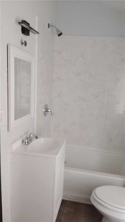 Building Photo - 67 Daniel St SE