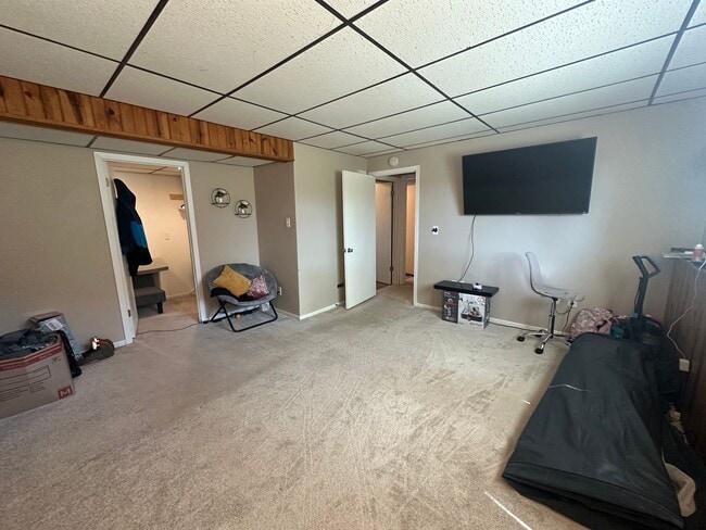 Building Photo - Beautiful 3 bedroom, 2 bath Townhome with ...