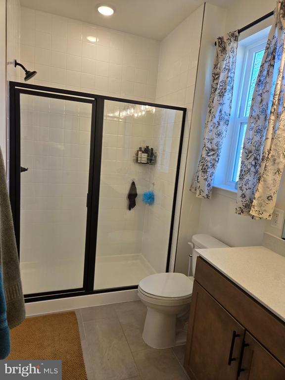 Building Photo - 609 Clover Ln