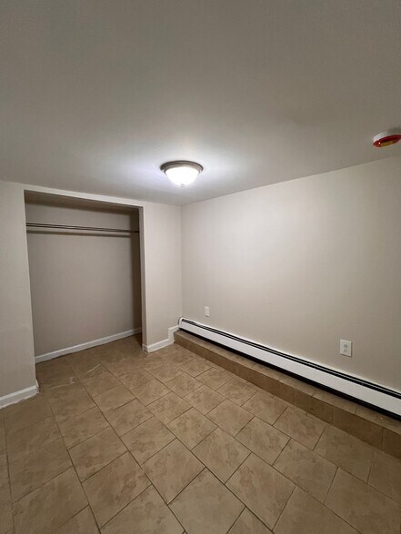 Building Photo - 138 Fulton Ave