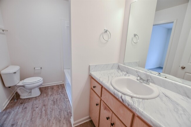 Building Photo - 536 Patriot Park Ct