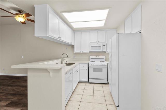 Building Photo - 4639 Executive Dr