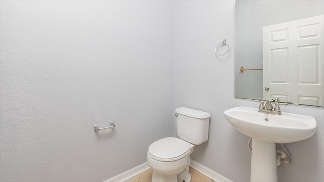 Building Photo - 3446 Pegaso Ave