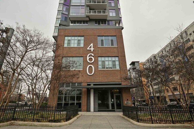 Building Photo - 460 New York Ave NW
