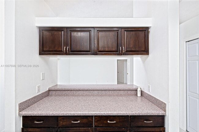 Building Photo - 5402 NW Emblem St