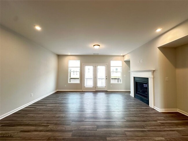 Building Photo - 2698 Whistler Wy NE