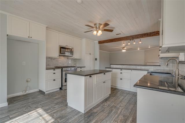 Building Photo - 8341 Southern Prairie Dr