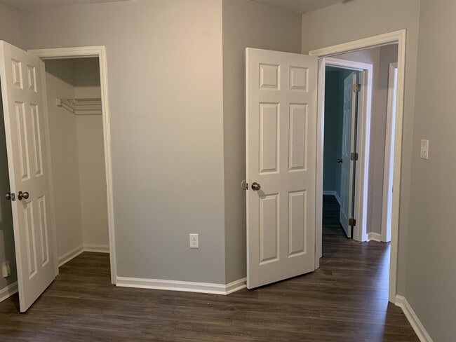 Building Photo - 12618 Delman Ln