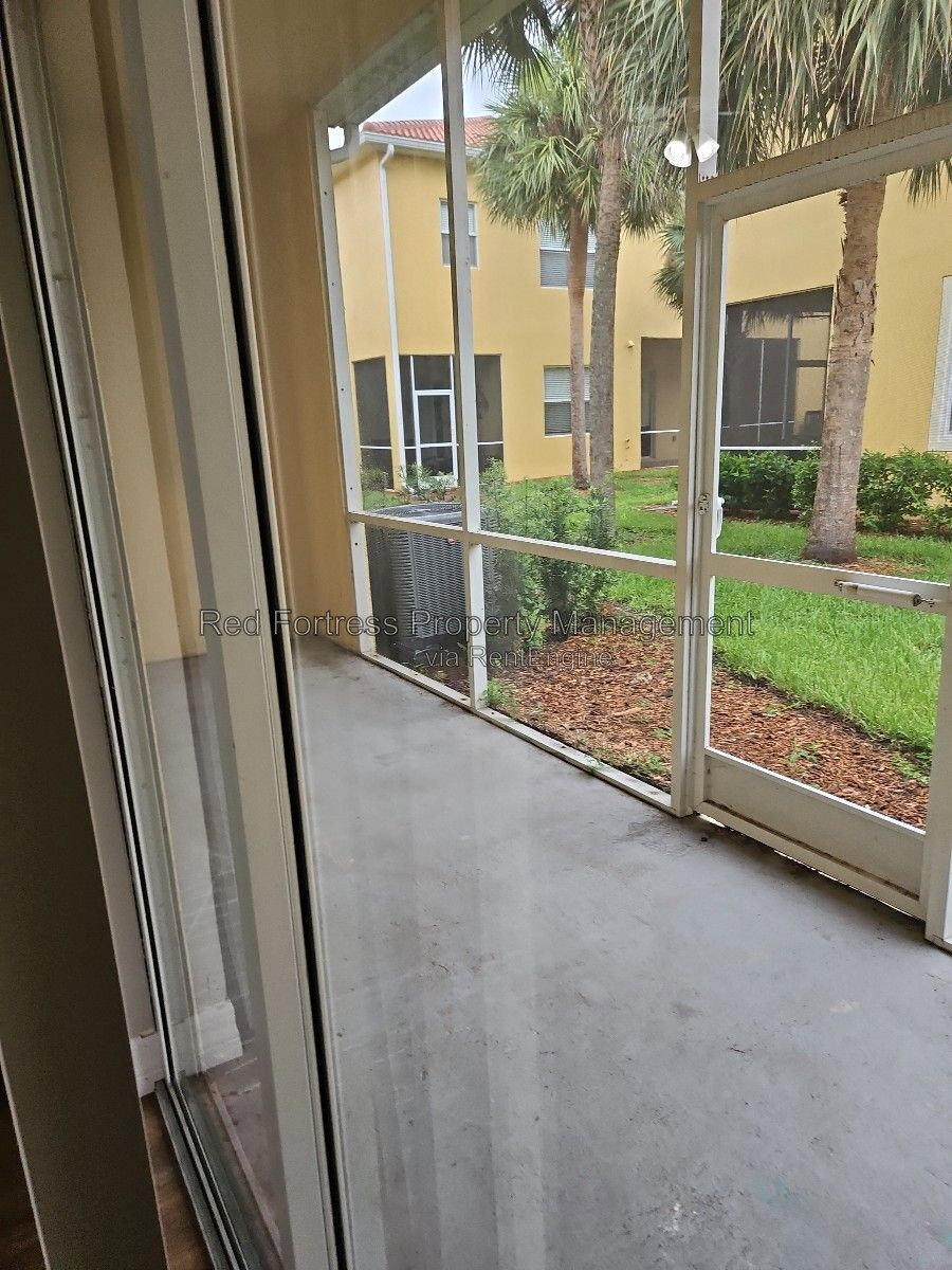 Building Photo - 16097 Via Solera Cir
