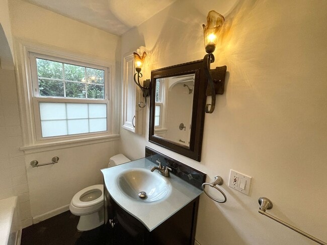 Building Photo - Portland Heights Home with Forest Views and Stunning Updates