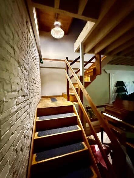 Stairs to BR 2 (Master) - 11 Spruce St