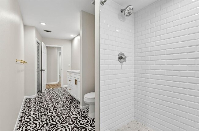 Building Photo - 5107 Lanai Way