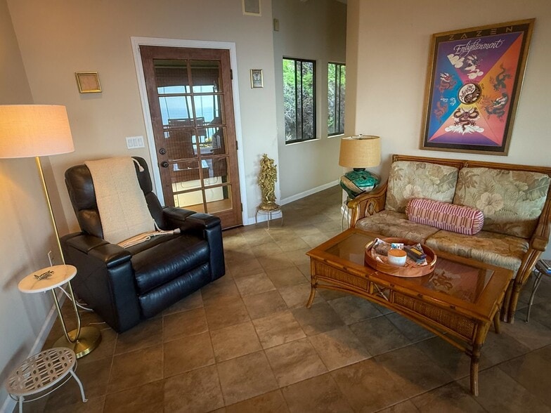 Building Photo - 87-436-436 Kaohe Rd