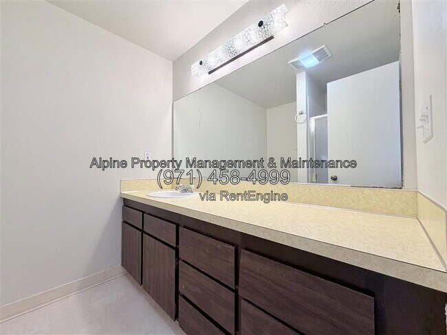 Building Photo - 19560 NW Mahama Pl