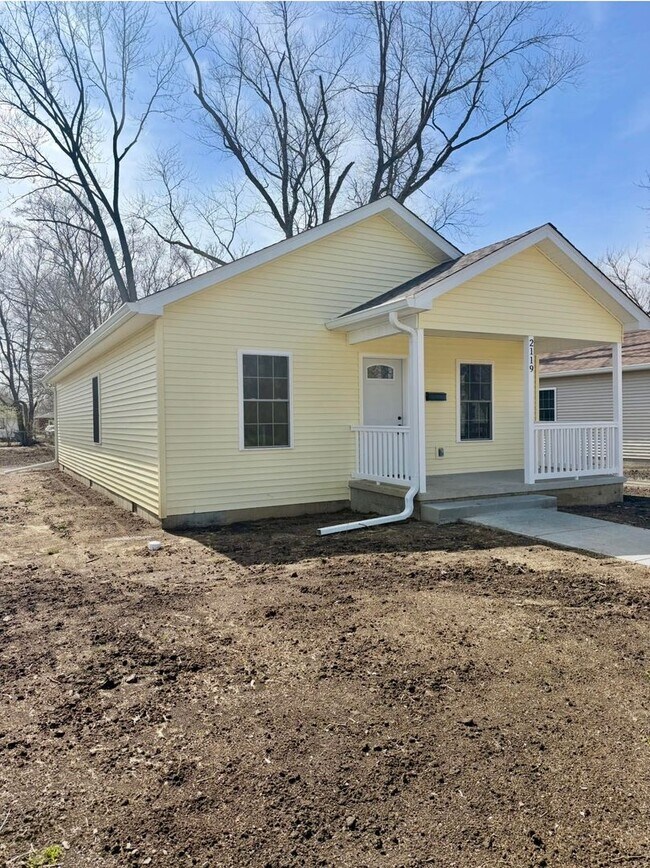 Building Photo - Just Built & Move-In Ready - Stunning New 3 Bedroom, 2 Bath Home!