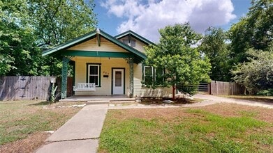 Building Photo - 307 Brogdon St