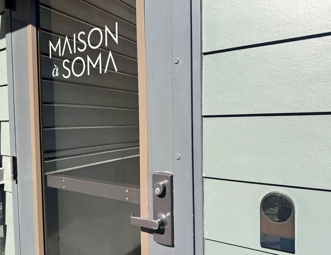 Building Photo - Maison à SOMA  |Secured Smart Access. Mode...
