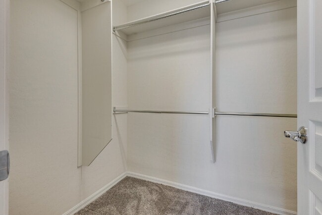 Building Photo - 4650 Ranch House Rd