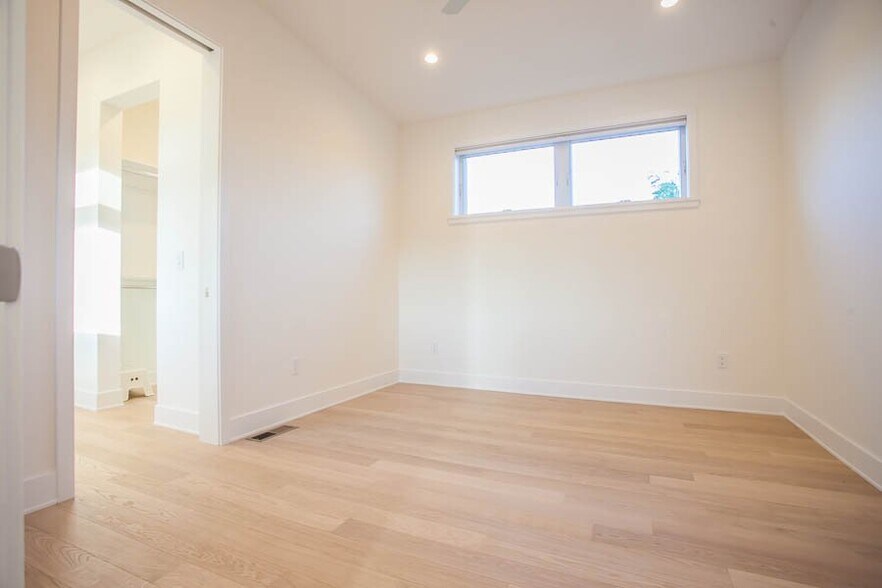 Building Photo - 1117 Kesia Ct
