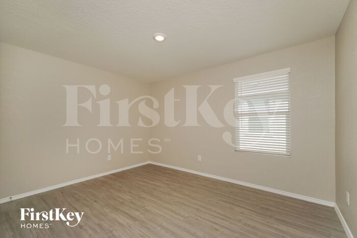 Building Photo - 407 Butterfly Bush Ct