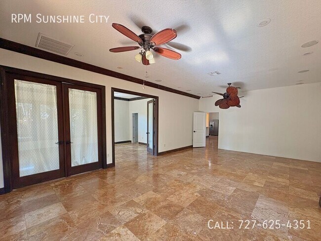 Building Photo - 1152 Lagoon Rd