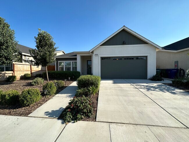 Building Photo - 2419 W Heather Ln