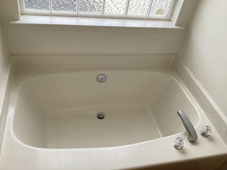 Building Photo - 1004 Christobal Ct