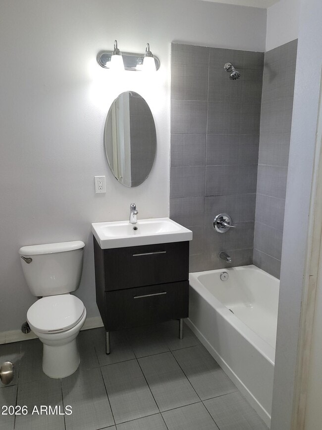 Building Photo - 6947 E 6th St