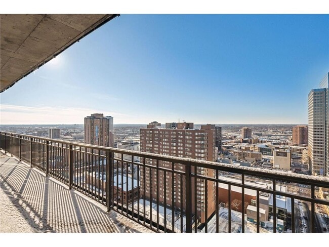 Building Photo - 201 S 11th St