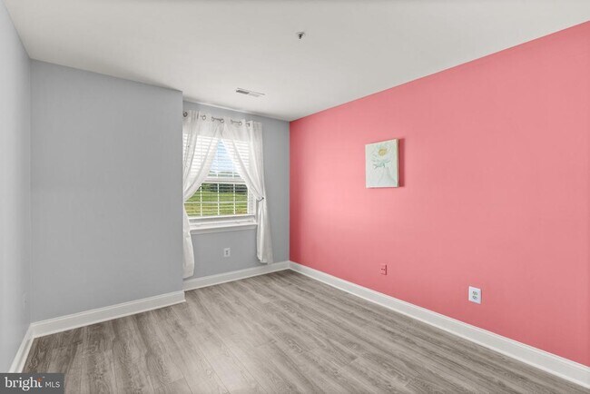 Building Photo - 8571 Falls Run Rd