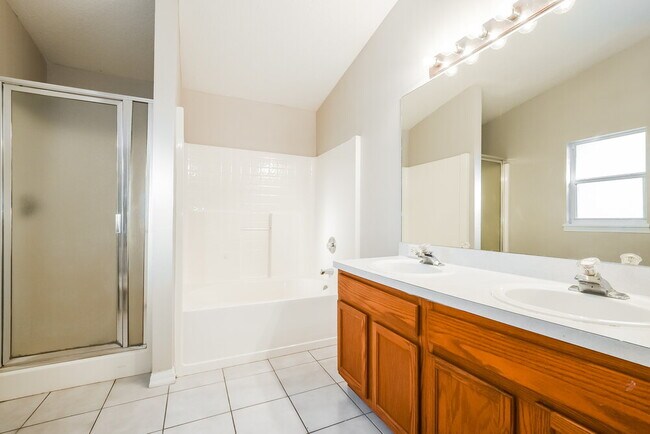 Building Photo - 2757 Amaya Terrace