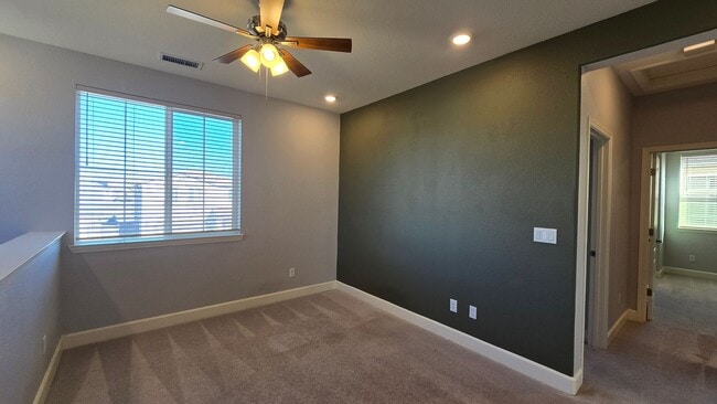 Building Photo - Beautiful two story Spanish springs home