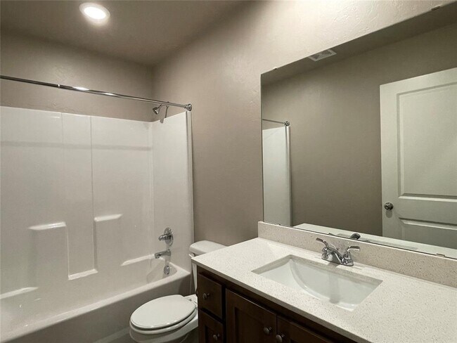 Building Photo - 920 Coles Creek
