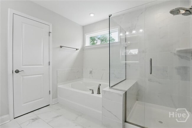 Building Photo - 29 Franklin Cut