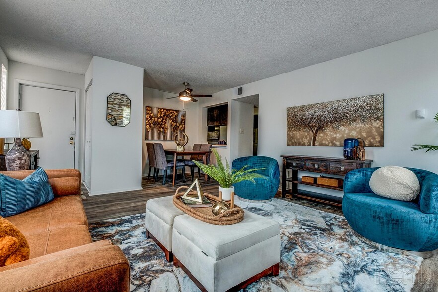 Building Photo - Inverness Apartments