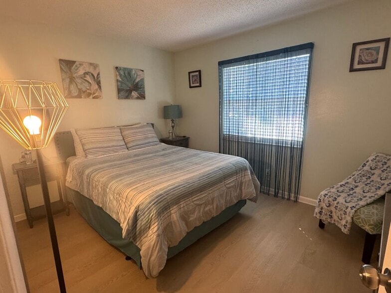 Building Photo - 8617 Pluto Ter