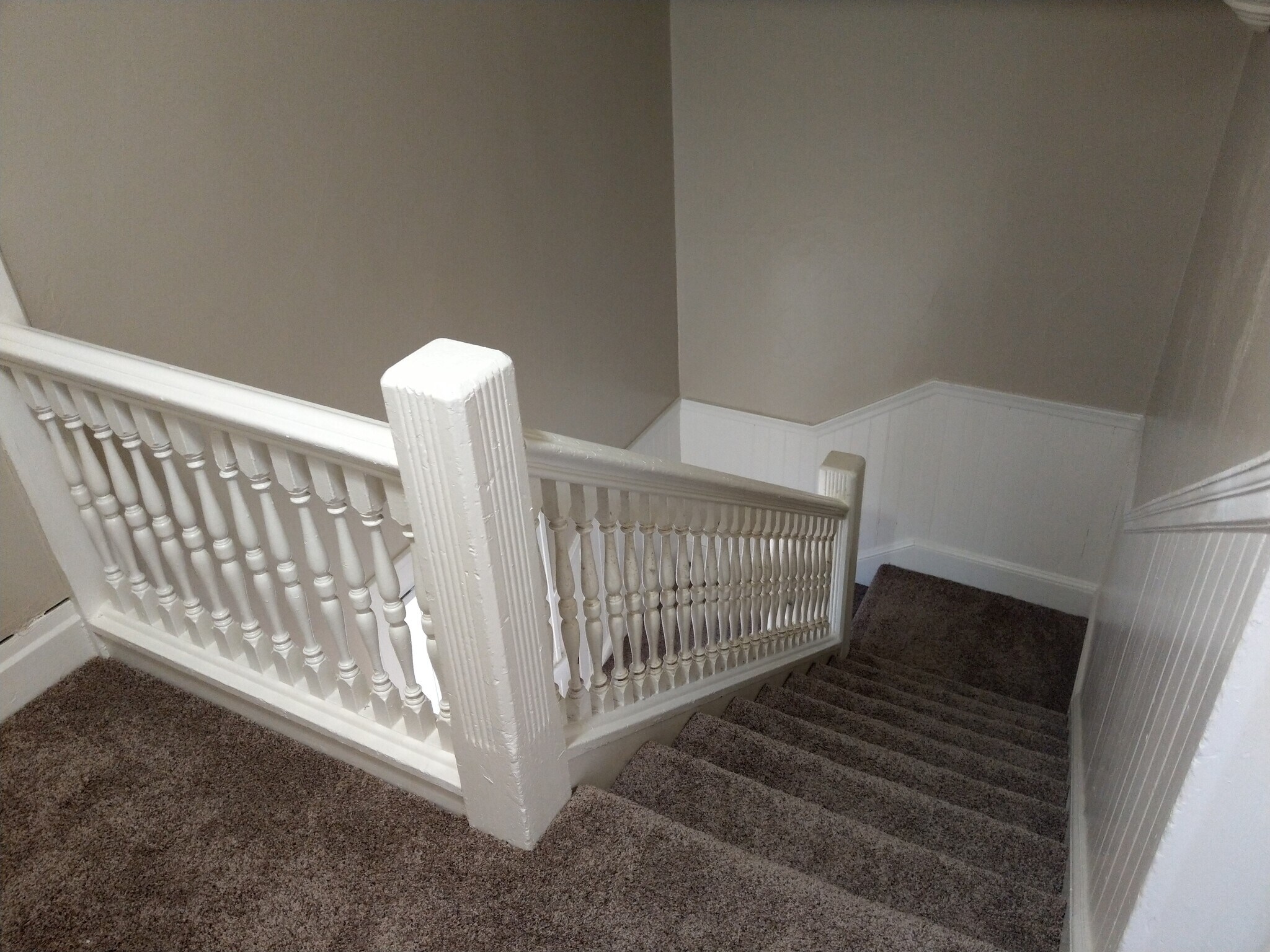 Stairway - 2909 Myrtle St