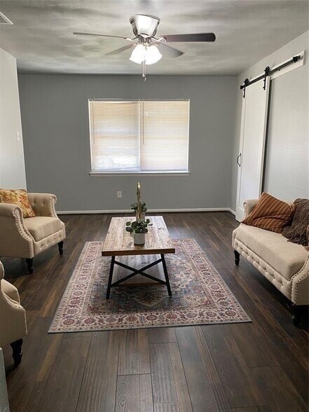 Building Photo - 4721 Bucknell Dr