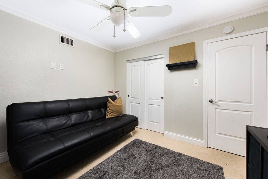 Fourth bedroom - 3179 Sicily Ave