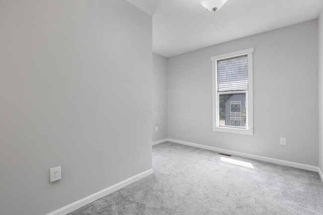 Building Photo - 1342 E Fulton St