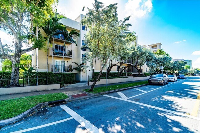 Building Photo - 110 Salamanca Ave