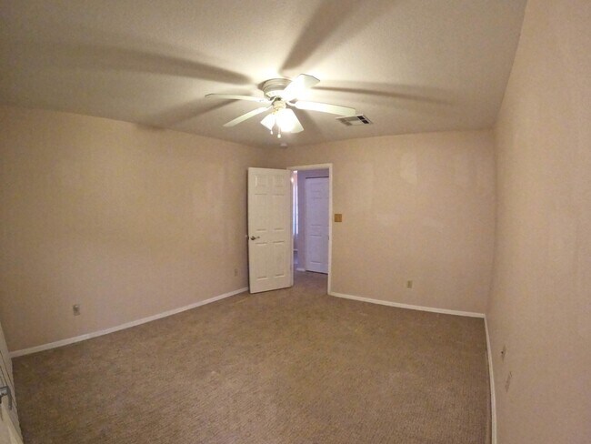 Building Photo - 3329 Chimney Rock Rd