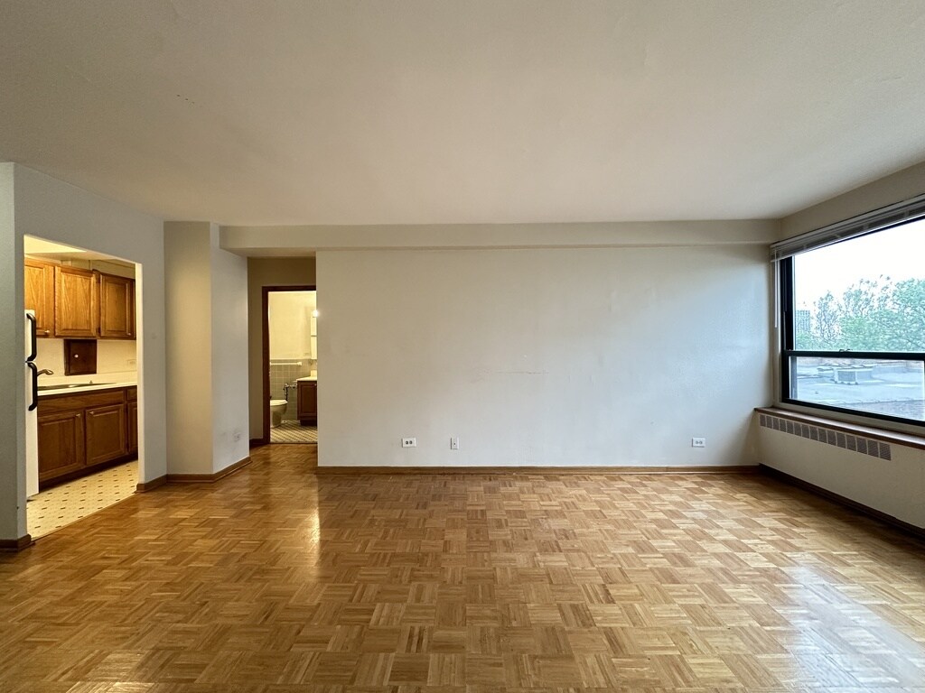 Building Photo - 4180 N Marine Dr