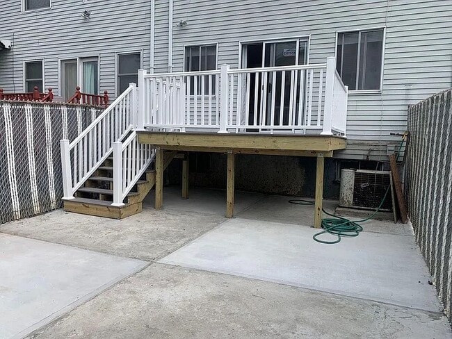 Building Photo - 43 Slayton Ave