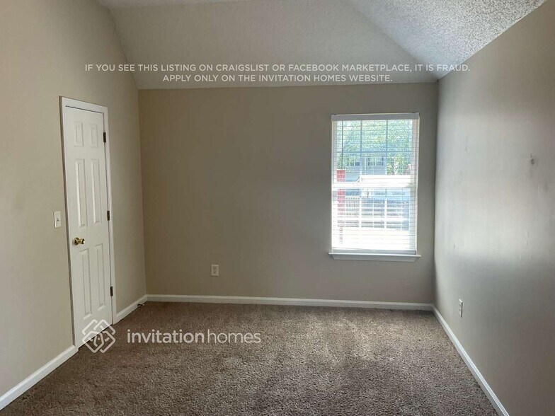 Building Photo - 2055 Registry Ct