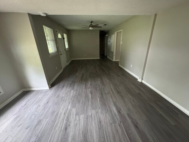 Building Photo - Nice 3 bedroom 1 Bath home in Sherwood