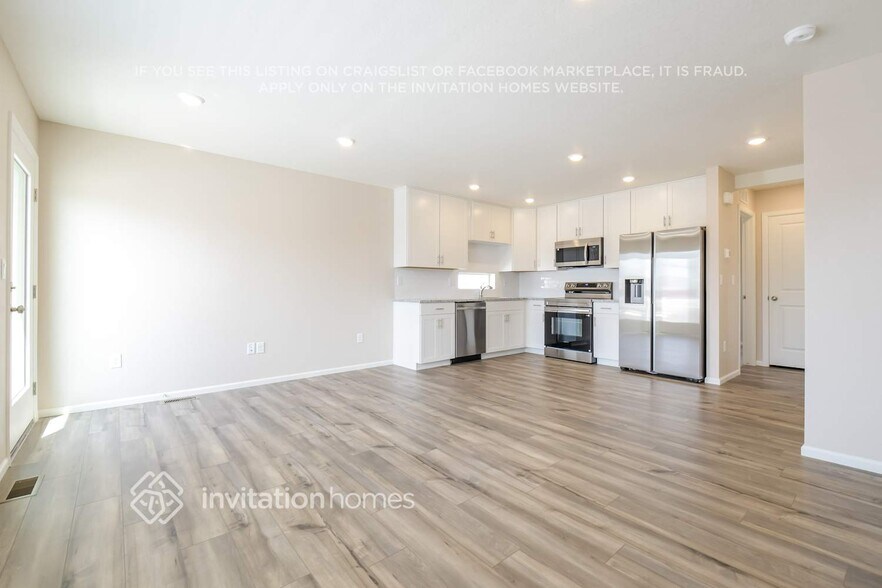Building Photo - 13499 E 103rd Pl