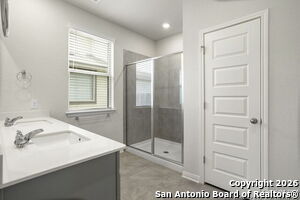 Building Photo - 12933 Lilly Pass