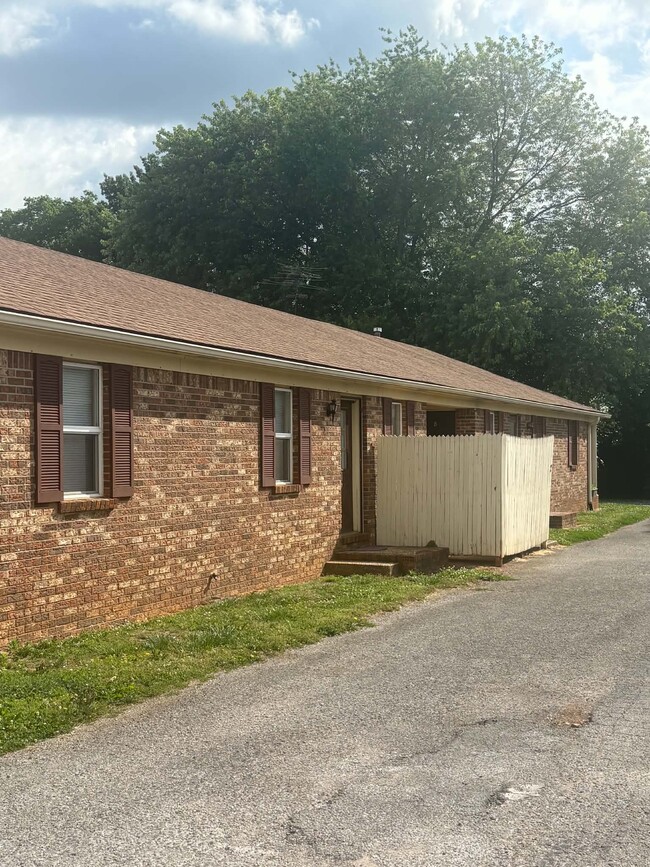 Building Photo - 1716 Patrick Way